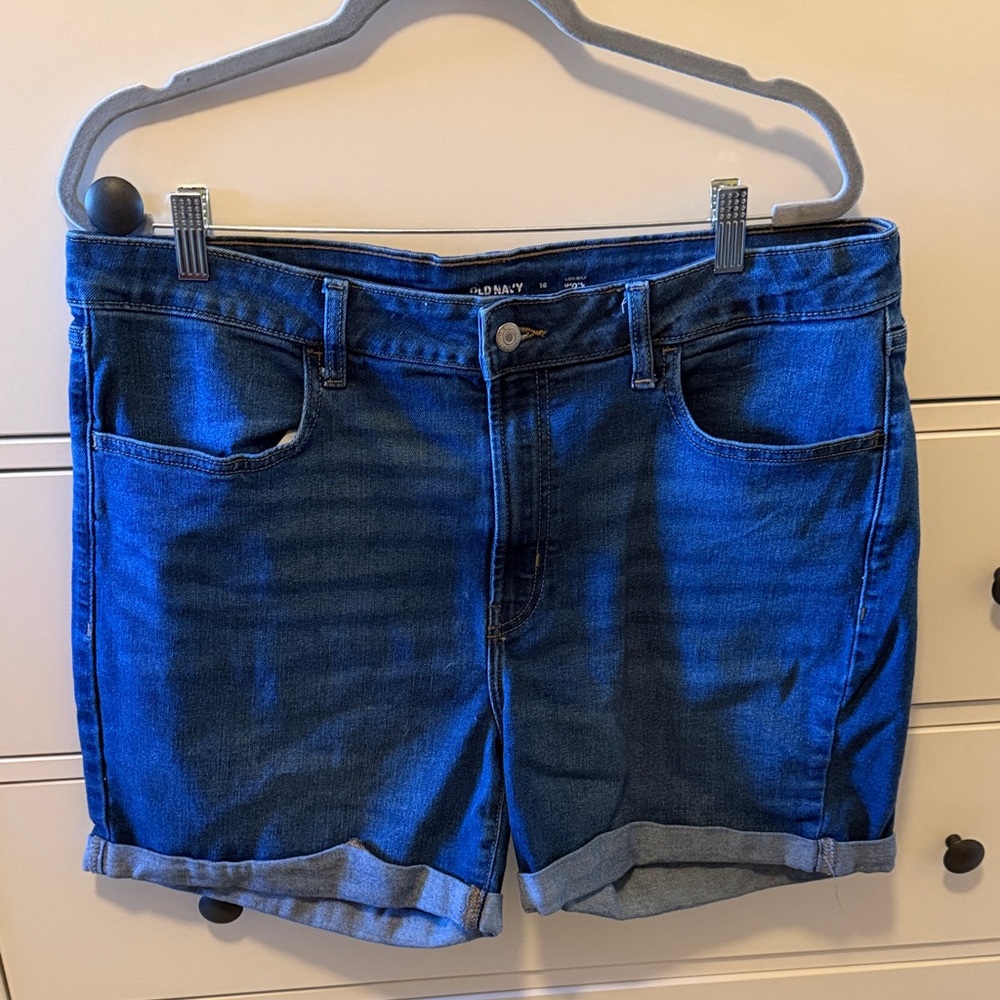 High Rise Dark Wash Wow Denim Shorts Size 16